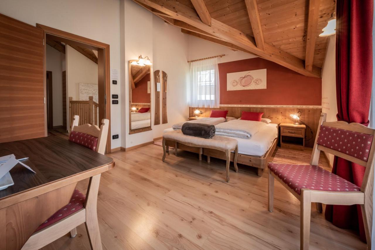 Bed and Breakfast Les Gomines Bb***** St. Vigil Exterior foto