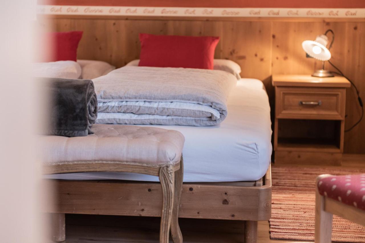 Bed and Breakfast Les Gomines Bb***** St. Vigil Exterior foto