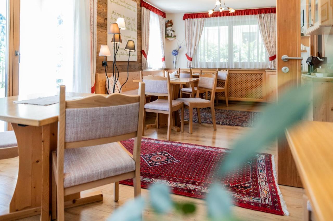 Bed and Breakfast Les Gomines Bb***** St. Vigil Exterior foto
