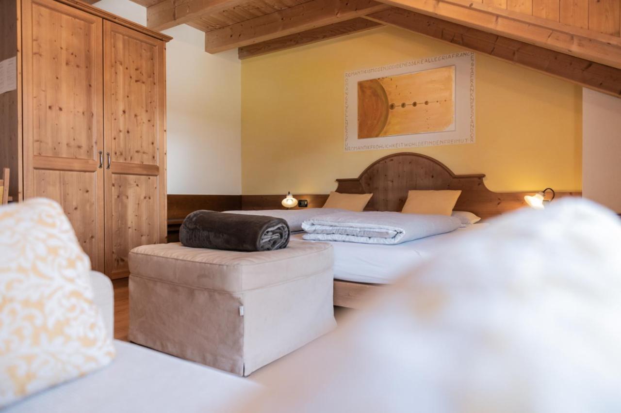 Bed and Breakfast Les Gomines Bb***** St. Vigil Exterior foto